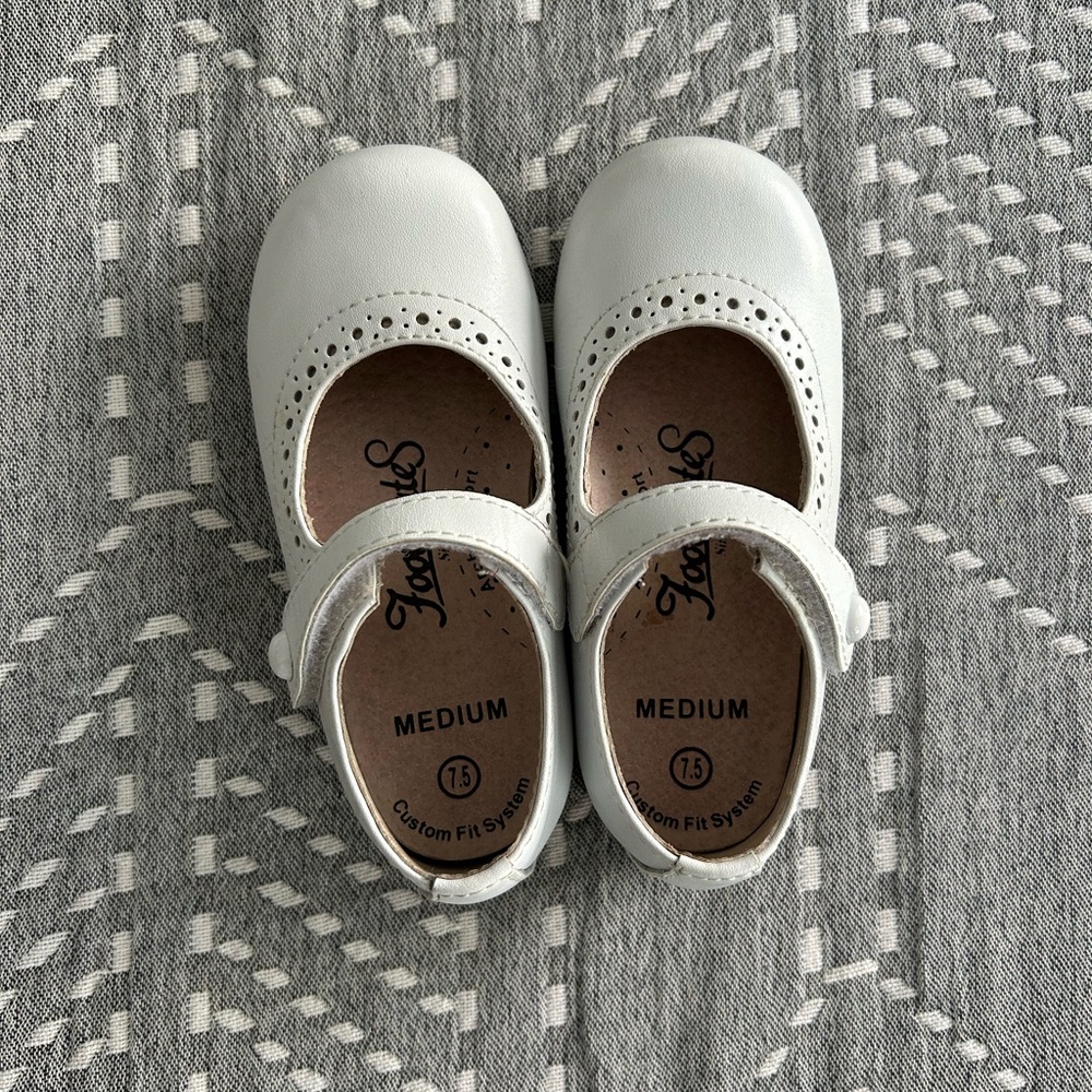 Footmates